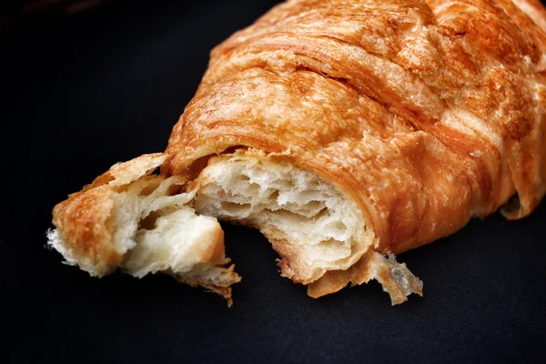 Čerstvé pečené croissanty — Stock fotografie