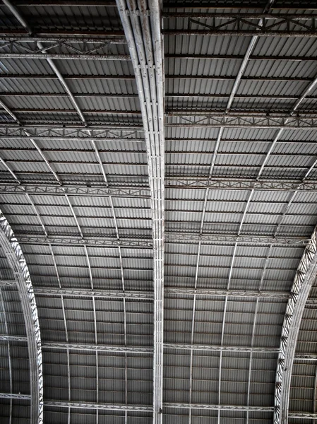 Цинковая крыша — стоковое фото