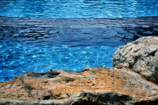 Beautiful swimming pool. — Stock Photo, Image