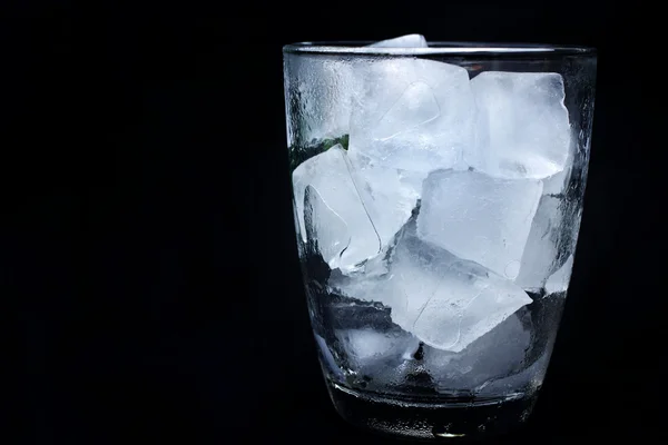 Ice cubes — Stock Photo, Image