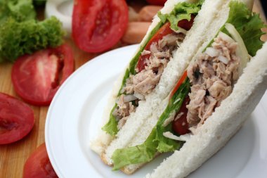 ton balıklı sandviç yapmak