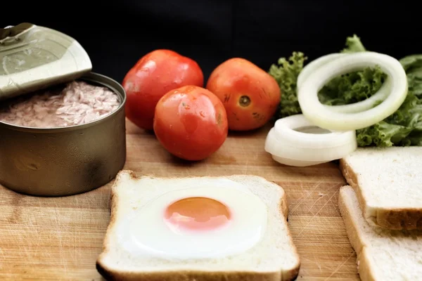 Maken van ontbijt — Stockfoto