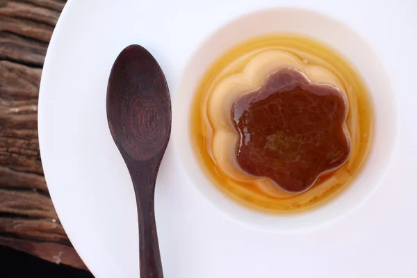 Caramel custard — Stock Photo, Image