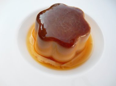 karamel kremalı puding