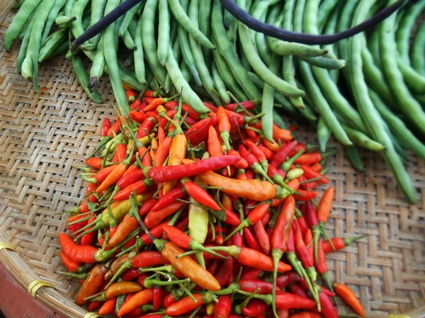 Chili and long beans — Stock Photo, Image