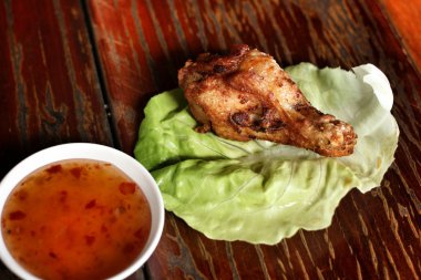 Çıtır çıtır kızarmış tavuk