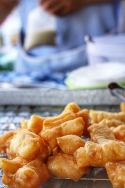 derin yağda kızartılmış hamur sopa