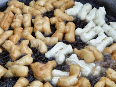 derin yağda kızartılmış hamur sopa