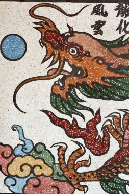 Kırmızı yangın dragon boyama