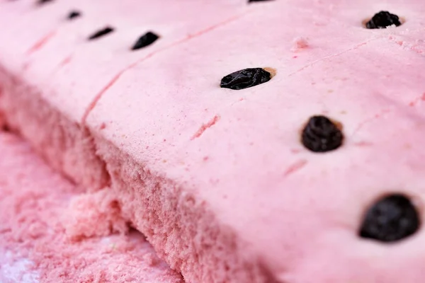Strawberry sponge cake — Stock Photo, Image