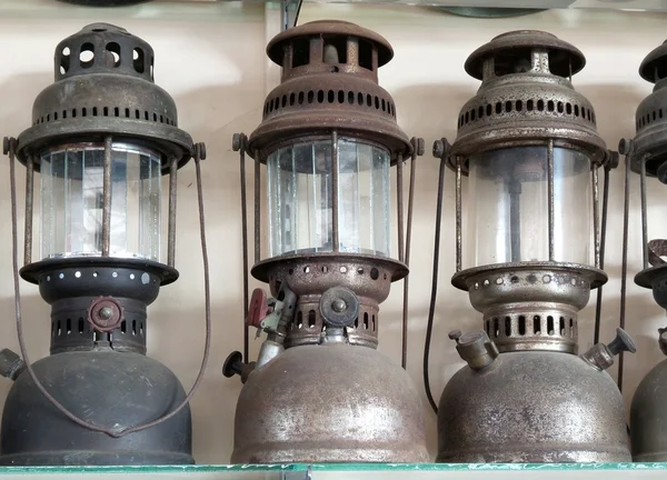 Vintage smutsig olje-lampa — Stockfoto