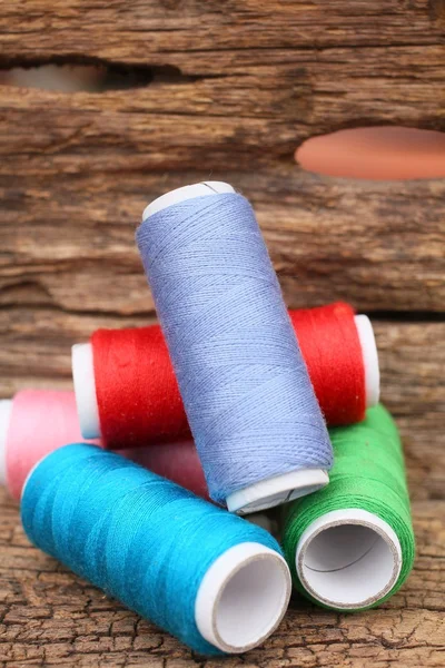 Colorful bobbins thread — Stock Photo, Image