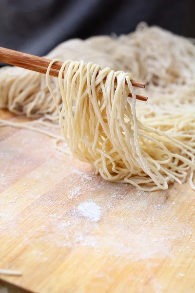 Fideos de huevo — Foto de Stock