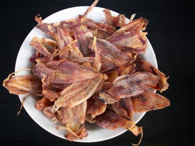 Kuru Mürekkep balığı