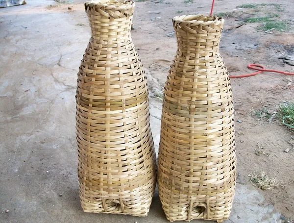 Cesta de bambu para armadilha de peixe — Fotografia de Stock