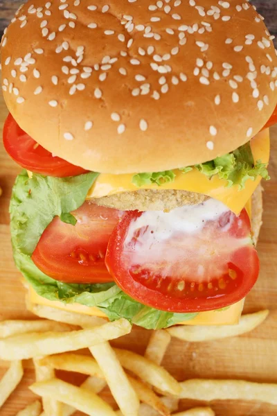 Smakelijke hamburger — Stockfoto