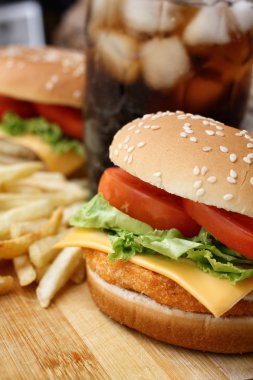 lezzetli hamburger