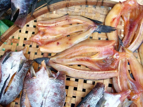 Un montón de pescado seco — Foto de Stock