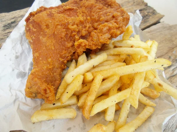 Fried chicken — Stock Photo, Image