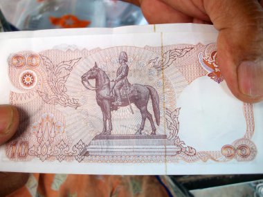 10 baht banknotlar 