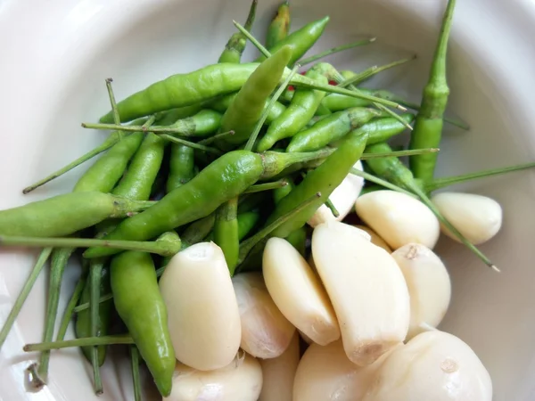 Chili and garlic — Stock Photo, Image