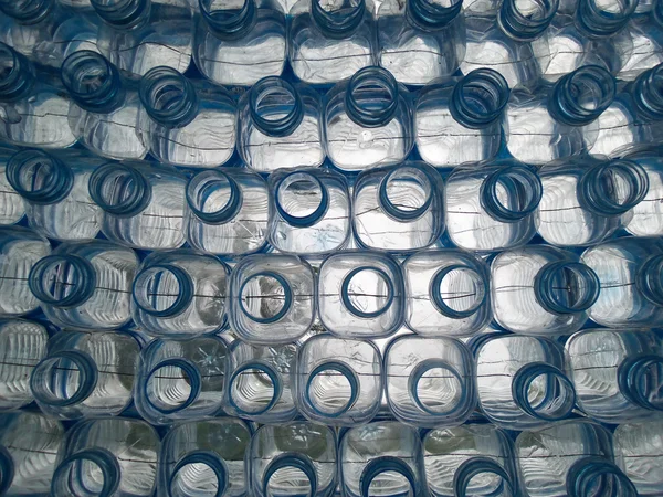 Фон пластиковых бутылок — стоковое фото