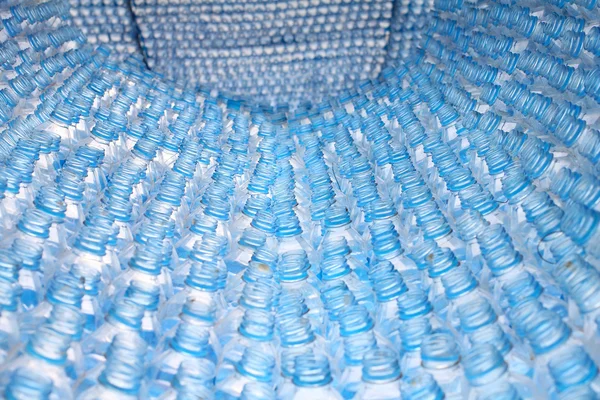 Фон пластиковых бутылок — стоковое фото