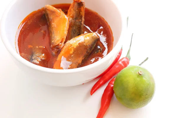 Peixe em molho de tomate — Fotografia de Stock