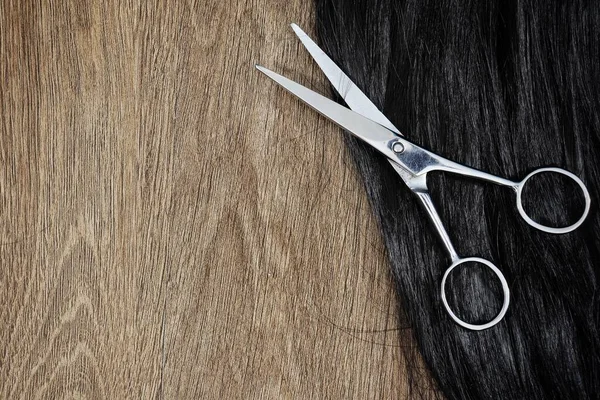 Saç arkaplanlı saç kesme makası