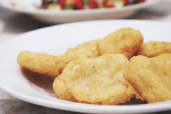 Nuggets Frango Frito Comida Mesa — Fotografia de Stock