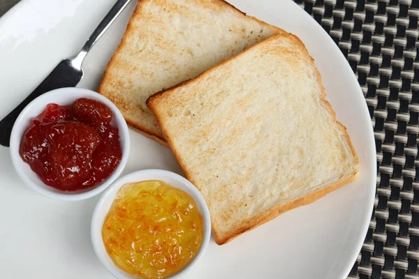 Breakfast Slice Toast Bread Orange Marmalade Jam Strawberry Jam — Foto de Stock