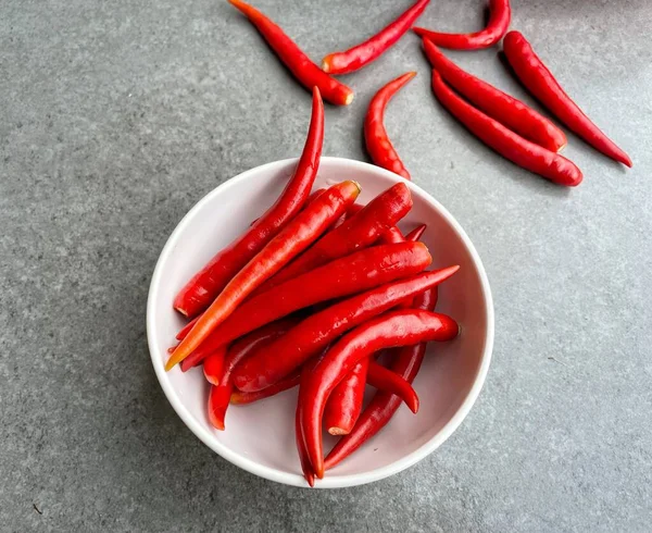 Red Chilli Gray Background — Stock Photo, Image