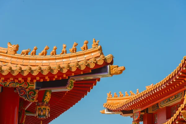 Traditional taiwanese roof temple — Stock Photo, Image