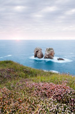 bir gün batımı urros, arnia plaj, cantabria, İspanya