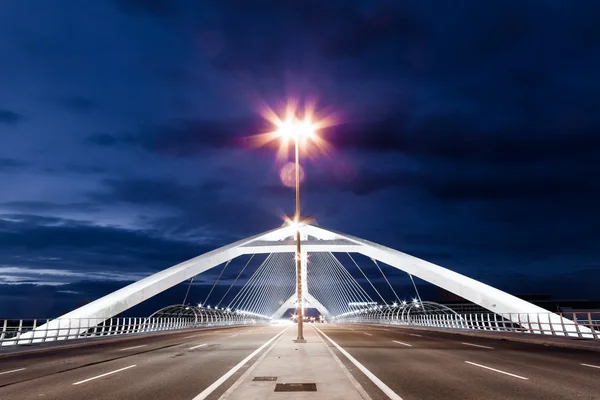 Ponte Tercer Milenio — Foto Stock