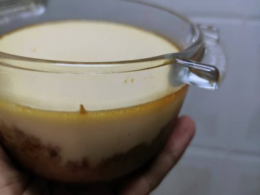 Peynirli kek pasta bir kısmını