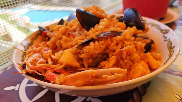 Paella Típica Frutos Mar Espanhóis Panela Tradicional — Fotografia de Stock