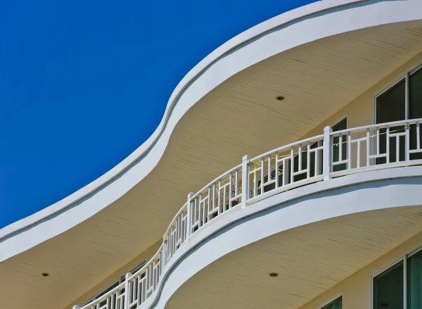 White building — Stock Photo, Image