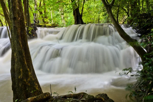 Waterfall stream — Stock Photo, Image