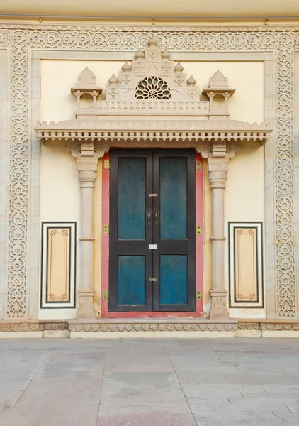 Linda porta indiana — Fotografia de Stock