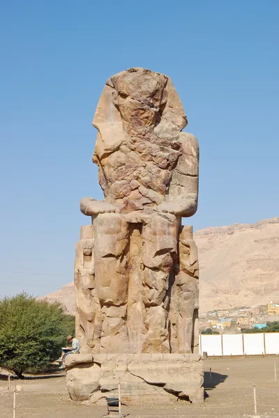 Colossi van Memnon in Luxor, Egypte — Stockfoto