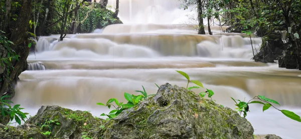 Flusso di cascata in Thailandia — Foto Stock