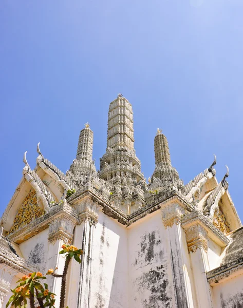 Thai temple architecture — Stock Photo, Image