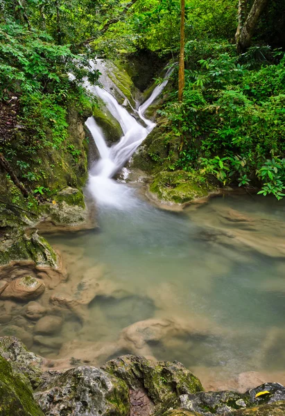 Cachoeira — Fotografia de Stock