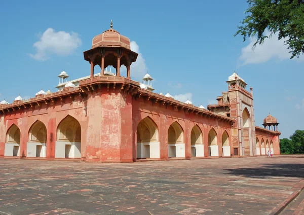 Indische Architektur aus rotem Sandstein — Stockfoto