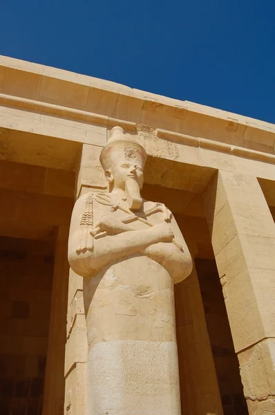 Staty av drottning hatshepsut — Stockfoto