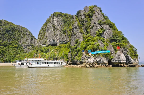 Zatoka Halong, vietnam — Zdjęcie stockowe