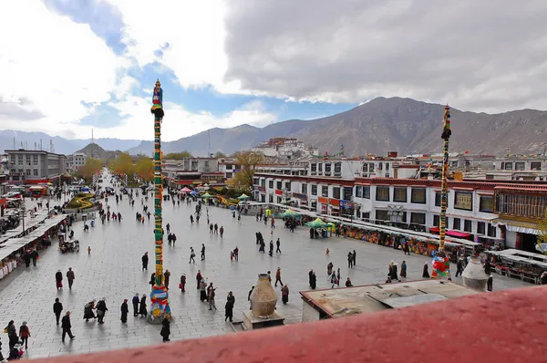 Çatı jokhang tapınak Barkhor'da kare görünümü Telifsiz Stok Fotoğraflar