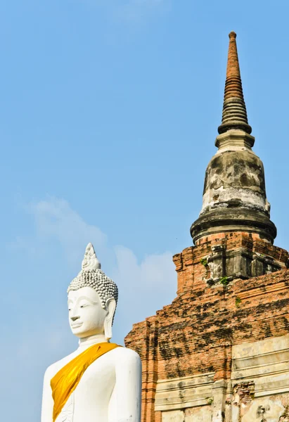 Gamla buddha staty — Stockfoto