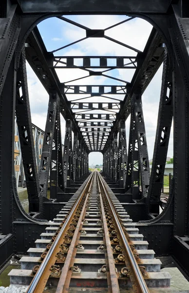 Puente ferroviario antiguo — Foto de Stock